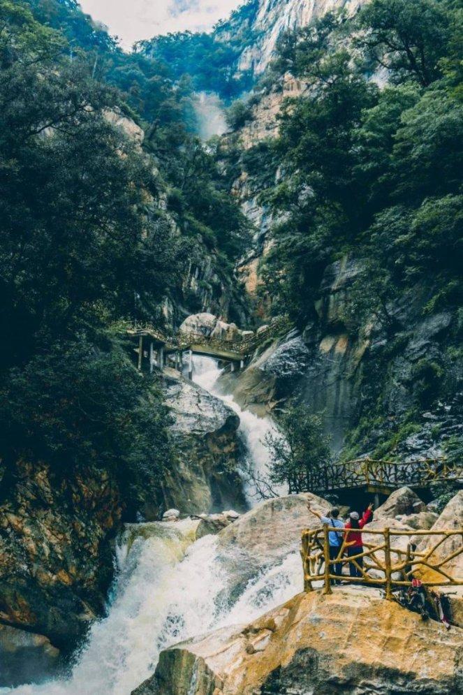 工业型钢制大水道散热器